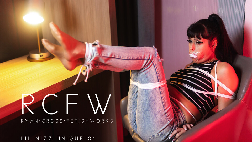 Lil Mizz Unique 01 - Touch My Stuff and See What Happens [4k]